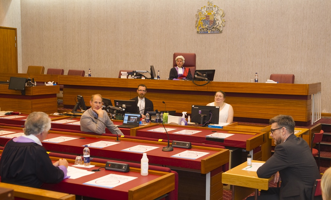 The Earl Goes to Court
